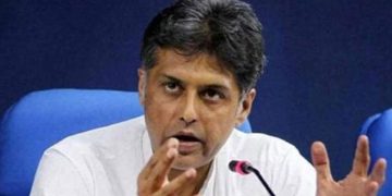 മോദിയല്ല നേതൃനിരയിലുള്ളവരാണ് കോൺഗ്രസിനെ തകർക്കുന്നത് ; ഗാന്ധി കുടുംബത്തിനെതിരെ മനീഷ് തിവാരി