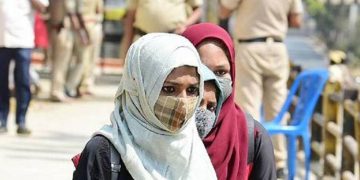 ഹിജാബ് ; പരീക്ഷ എഴുതാത്തവർക്ക് അവസരം നൽകില്ലെന്ന് കർണാടക