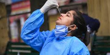 രാജ്യത്തെ കൊവിഡ് കേസുകളിൽ ഗണ്യമായ കുറവ്