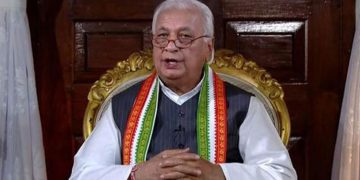 ഗവര്‍ണര്‍ ആവശ്യപ്പെട്ടിട്ടും ഹാജരാകാതെ കലാമണ്ഡലം വി സി ; കോടതിയില്‍ ഹര്‍ജിയുള്ളതിനാലെന്ന് വിശദീകരണം