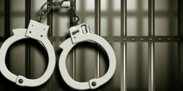 പ്രണയം നിരസിച്ച പെൺകുട്ടിയെ ഓട്ടോറിക്ഷ ഇടിച്ചു കൊലപ്പെടുത്താൻ ശ്രമം ; മൂന്നുപേര്‍ അറസ്റ്റില്‍