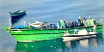 മലയാളികളുൾപ്പടെ 58 മത്സ്യത്തൊഴിലാളികൾ ആഫ്രിക്കയിൽ പിടിയിൽ ; മോചന ശ്രമം തുടങ്ങി സർക്കാർ