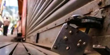 ആദ്യ മണിക്കൂറുകളിൽ ജനജീവിതം സ്തംഭിപ്പിച്ച് പണിമുടക്ക് ; മത്സ്യമേഖലയെ കാര്യമായി ബാധിച്ചില്ല