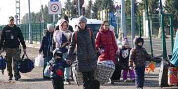 ഹോം ഫോർ യുക്രെയ്ൻ : 2700 അഭയാർഥികൾക്ക് വീസ നൽകി ബ്രിട്ടന്റെ കാരുണ്യ ഹസ്തം