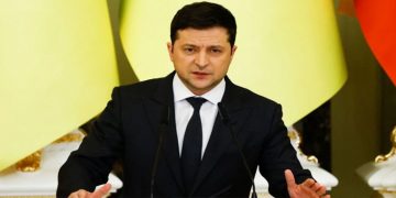 ഇപ്പോഴും കീവില്‍ തന്നെയുണ്ട് ; താന്‍ രാജ്യം വിട്ടെന്ന റഷ്യന്‍ ആരോപണം തള്ളി സെലന്‍സ്‌കി