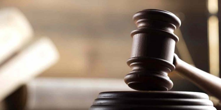 തൊണ്ണൂറുകാരനായ പത്മശ്രീ ജേതാവിനെയും ഒഴിപ്പിച്ചു ; 8 കലാകാരൻമാർക്കുകൂടി നോട്ടിസ്