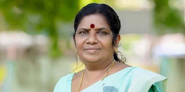 മുഖ്യമന്ത്രിക്കു പിന്നാലെ മന്ത്രി ജെ. ചിഞ്ചുറാണിയും വിദേശത്തേക്ക്