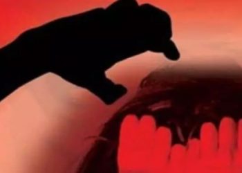 ജോലി വാഗ്ദാനം ചെയ്ത് യുവതിയെ കൂട്ടബലാൽസംഗത്തിനിരയാക്കി റോഡരികിൽ ഉപേക്ഷിച്ചു