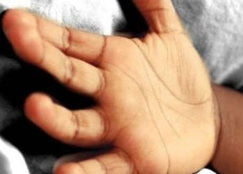 സ്കൂൾ ബസിൽ നിന്ന് പുറത്തേക്ക് നോക്കി , തൂണിൽ തലയിടിച്ച് മൂന്നാം ക്ലാസുകാരൻ മരിച്ചു