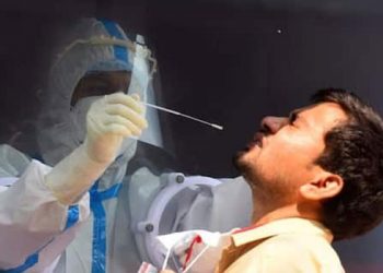 ദില്ലിയിൽ കൊവിഡ് വ്യാപനം ശക്തിപ്പെടുന്നു ; ഇന്ന് രേഖപ്പെടുത്തിയത് 1009 കേസുകൾ, ടിപിആർ ഉയരുന്നു