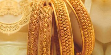 ഇന്നലെ കുത്തനെ കുറഞ്ഞു , ഇന്ന് മാറ്റമില്ല ; സ്വർണവിലയറിയാം