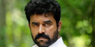 വിജയ് ബാബുവിനെതിരെ ലുക്കൗട്ട് സർക്കുലർ ; രാജ്യത്തെ എല്ലാ വിമാനത്താവളങ്ങളിലും അറിയിപ്പ്