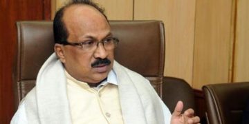 കെ വി തോമസിന് താക്കീത്? ; എഐസിസി അംഗത്വത്തില്‍ നിന്ന് മാറ്റി നിര്‍ത്തുമെന്ന് സൂചന