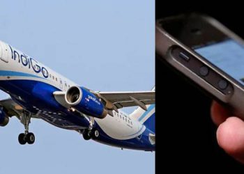 ഇൻഡിഗോ വിമാനത്തിൽ യാത്രക്കാരന്റെ ഫോണിന് തീപിടിച്ചു