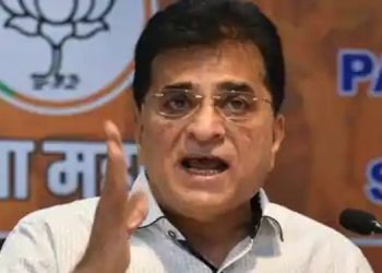 ഐഎൻഎസ് വിക്രാന്ത് തട്ടിപ്പ് ; ബിജെപി നേതാവിനും മകനുമെതിരെ കേസ്