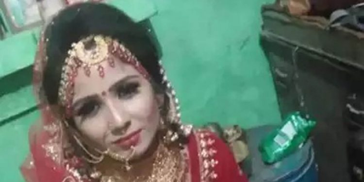 വിവാഹദിവസം വധുവിനെ വെടിവച്ചു കൊന്ന് മുൻ കാമുകൻ