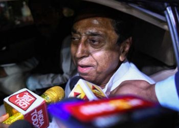 മധ്യപ്രദേശിൽ പ്രതിപക്ഷ നേതൃസ്ഥാനം കമൽനാഥ് രാജിവച്ചു ; രാജി സ്വീകരിച്ച് സോണിയ