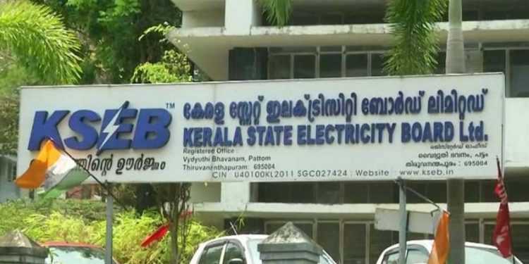 ചർച്ച വിജയം; കെഎസ്ഇബിയില്‍ മുടങ്ങിക്കിടക്കുന്ന സ്ഥാനക്കയറ്റം നൽകാൻ ധാരണ