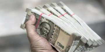 മലപ്പുറം വളാഞ്ചേരിയിൽ വൻ കുഴൽപ്പണ വേട്ട