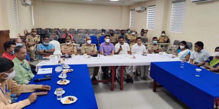 വൈറ്റില ഗതാഗതക്കുരുക്ക് പരിഹരിക്കാൻ ഫ്ലൈഓവർ വേണം: നാറ്റ്പാക് റിപ്പോർട്ട്