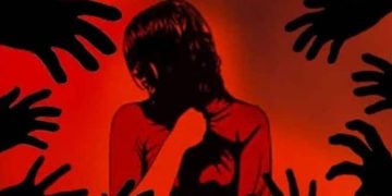 ഐഎഎസ് കോച്ചിങ്ങിനെത്തിയ വിദ്യാർഥിയെ ബലാത്സം​ഗം ചെയ്തു , ന​ഗ്ന ചിത്രങ്ങൾ പകർത്തി ; അധ്യാപകൻ അറസ്റ്റിൽ