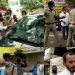 എകീകൃത ബലിയർപ്പണ രീതി നടപ്പാക്കണമെന്ന സിനഡ് നിർദേശം തള്ളി വൈദികർ :  അതിരൂപത ആസ്ഥാനത്തിന് മുന്നിൽ അടി