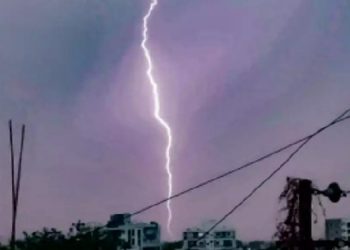 അസമിൽ കൊടുങ്കാറ്റും ഇടിമിന്നലും ; 11 മരണം