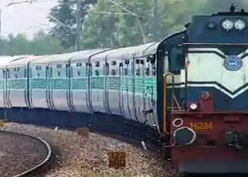 എറണാകുളം – കായംകുളം പാസഞ്ചർ വീണ്ടും ഒടിത്തുടങ്ങുന്നു