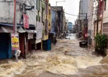 ഹൈദരാബാദിൽ കനത്ത മഴ; താഴ്ന്ന പ്രദേശങ്ങളിൽ വെള്ളക്കെട്ട്