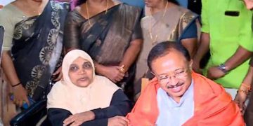 കെവി റാബിയയെ സന്ദർശിച്ച് കേന്ദ്രമന്ത്രി വി മുരളീധരൻ