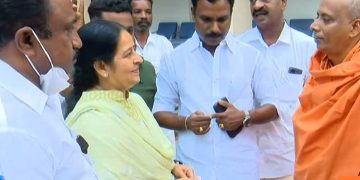 യുഡിഎഫ് സ്ഥാനാർത്ഥി ഉമ തോമസ് വർക്കല ശിവ​ഗിരിയിൽ