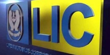 എൽഐസി ലിസ്റ്റിംഗ് ; എട്ട് ശതമാനം കിഴിവിൽ വ്യാപാരം ആരംഭിച്ചു