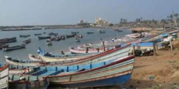 തീരമേഖലക്ക് അവഗണന, നാളെ തുറമുടക്കി സമരത്തിന് ലത്തീൻ അതിരൂപതാ ബിഷപ്പിന്റെ ആഹ്വാനം