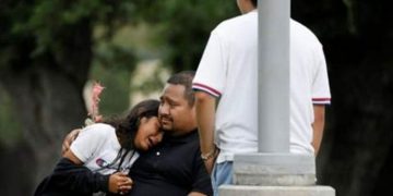 ടെക്സസിലെ വെടിവെപ്പ് ; അക്രമി സ്കൂളിലെത്തിയത് മുത്തശ്ശിയെ കൊന്ന ശേഷം