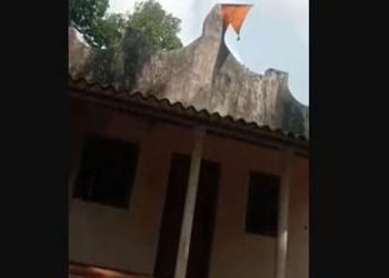 കര്‍ണാടകയില്‍ പള്ളി തകര്‍ത്ത് ഹനുമാൻ ചിത്രം സ്ഥാപിച്ചു