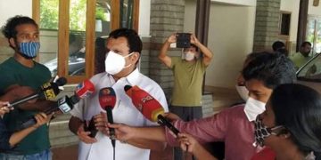 പിണാറായിക്ക് രണ്ടാം വട്ടം കിട്ടിയതാണ് അബദ്ധം : കെ. മുരളീധരന്‍