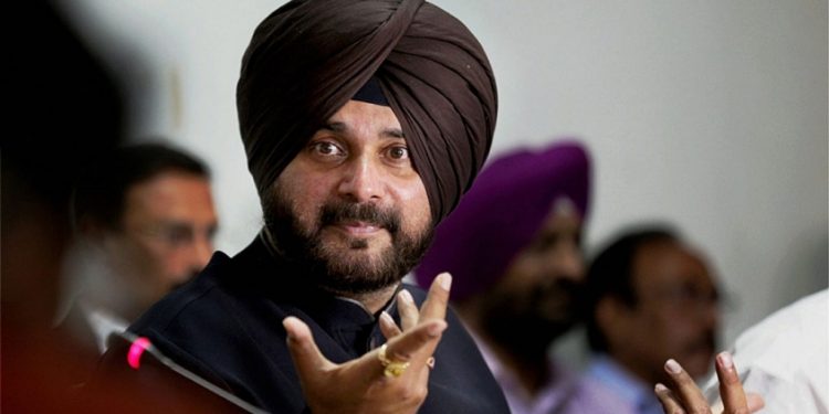 റോഡിലെ തർക്കത്തിൽ ഒരാൾ മരിച്ച കേസ്; നവ്ജ്യോത് സിങ് സിദ്ദുവിന് ഒരു വർഷം തടവ്