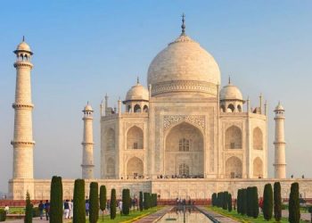 താജ്മഹലിലെ പൂട്ടിയിട്ട 20 മുറികൾ തുറക്കണമെന്ന് അലഹാബാദ് ഹൈക്കോടതിയിൽ ഹർജി