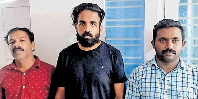 കർണാടക സ്വദേശിനിയെ റിസോർട്ടിൽ അക്രമിസംഘം കൂട്ടം ചേർന്ന് പീഡിപ്പിച്ചു