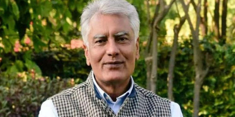 പഞ്ചാബ് കോൺഗ്രസ് മുൻ അധ്യക്ഷൻ സുനിൽ ഝാക്കർ പാർട്ടി വിട്ടു