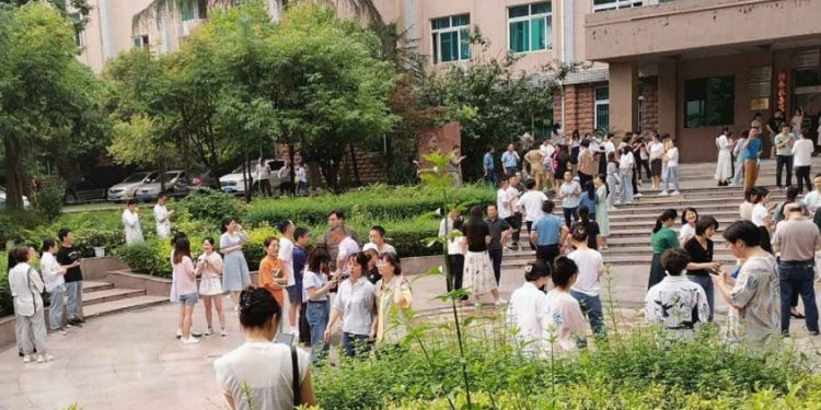 ചൈനയിൽ ഭൂചലനം; റിക്ടർ സ്കെയിലിൽ 6.1 തീവ്രത; 4 മരണം