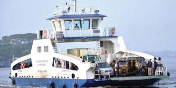 ഫോർട്ട് കൊച്ചി-വൈപ്പിൻ ‘റോ റോ സർവീസ്’ പുനരാരംഭിച്ചു