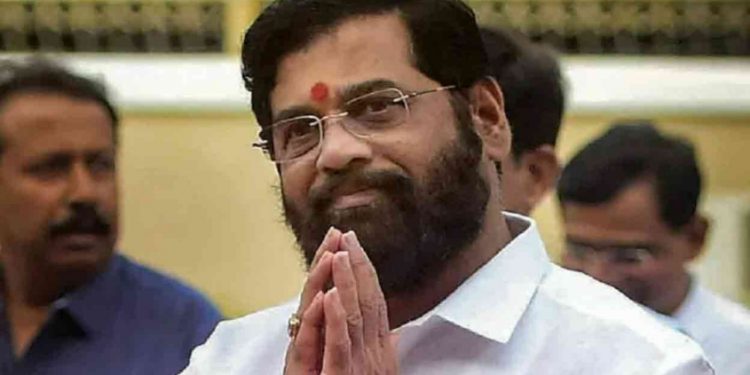 ഗവര്ണറുമായി കൂടിക്കാഴ്ചയ്ക്ക് സമയം തേടി ഷിൻഡെ ; പിന്തുണച്ച് 34 എംഎൽഎമാർ