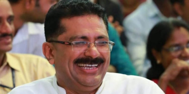 ‘സന്തോഷ്ട്രോഫി ഫൈനലും പെരുന്നാളും ഒപ്പം വന്നിട്ടും വാപ്പ…’; പരിഹസിച്ച് ജലീൽ