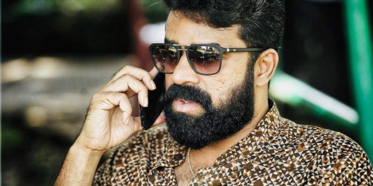 ‘മാപ്പ് പറയാം, അവള് എന്നെ തല്ലിക്കോട്ടെ; ഞാന് മരിച്ചുപോകും, പറയുന്നത് കേള്ക്കണം’