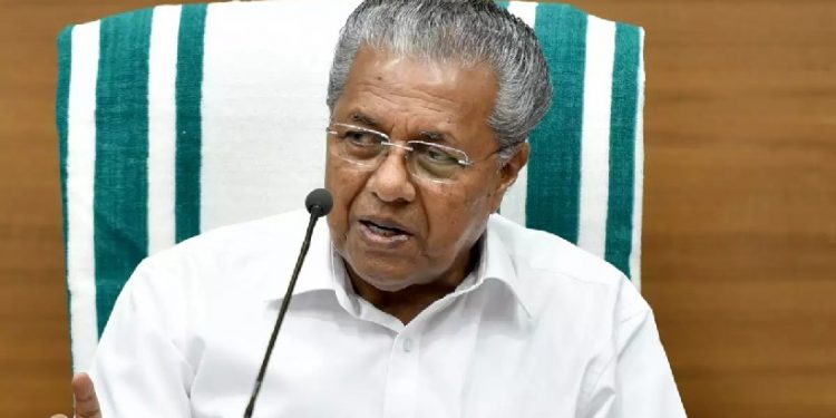 സിൽവർലൈൻ ജനങ്ങളുടെ ആശങ്കകൾ പരിഹരിച്ച് നടപ്പാക്കും : മുഖ്യമന്ത്രി