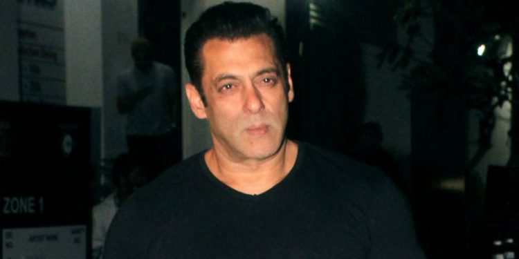 വധഭീഷണി; സ്വയരക്ഷയ്ക്ക് ആയുധം കൈവശം വയ്ക്കാൻ അനുമതി വേണമെന്ന് സൽമാൻ