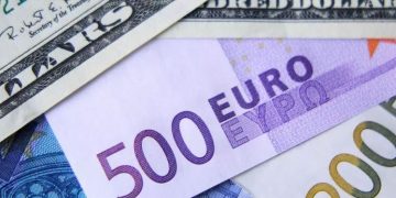 യൂറോയുടെ മൂല്യമിടിഞ്ഞു; 20 വർഷത്തിനിടെ ആദ്യമായി ഡോളറിന് താഴെ