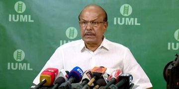 ലീഗ് യോഗത്തിൽ വിമർശനം: രാജി ഭീഷണി മുഴക്കി പി കെ കുഞ്ഞാലിക്കുട്ടി