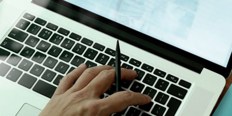 പ്ലസ് വൺ പ്രവേശനം: ഓൺലൈൻ അപേക്ഷ തിങ്കളാഴ്ച മുതൽ ; സീറ്റുകൾ കൂട്ടി സർക്കാർ